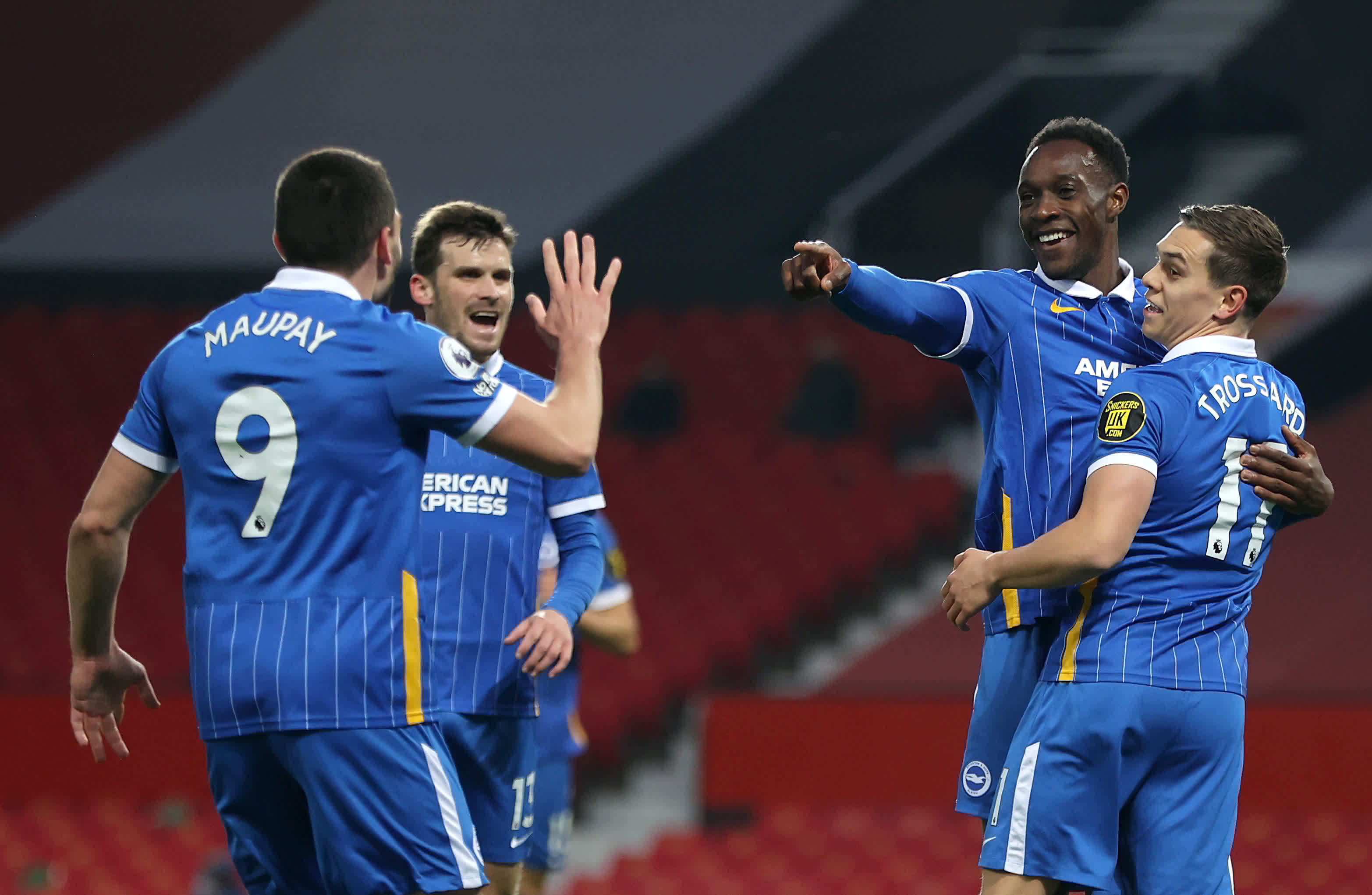 板鞋竞速看配合：“六条腿”也能健步如飞.